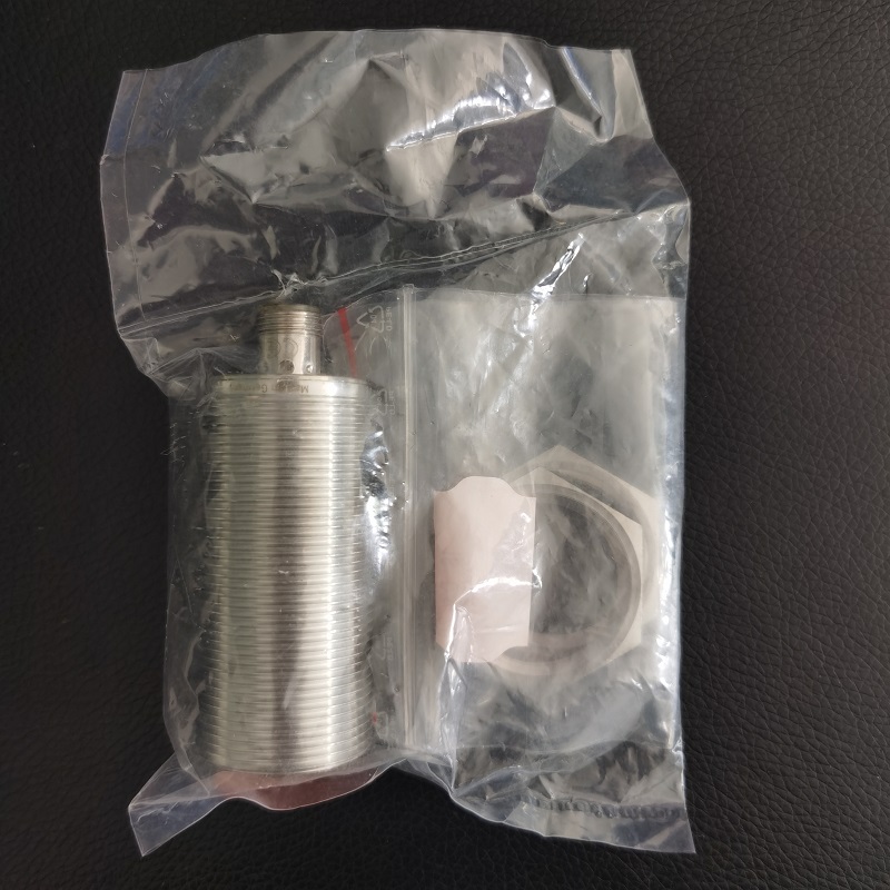 Kalmar inductive proximity sensor switch lock head sensor jp124531 (m30 wireless three-pin) j03508. 0100 924015. 1999 8 Kalmar Inductive Proximity Sensor Switch Lock Head Sensor Jp124531 (M30 Wireless Three-Pin) J03508.0100 924015.1999 - Image 7