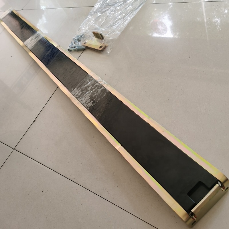 Spreader left slide plate j05746. 0100 for kalmar dcu 80-100 container reach stacker spare parts 6 Spreader Left Slide Plate J05746.0100 For Kalmar Dcu 80-100 Container Reach Stacker Spare Parts - Image 5