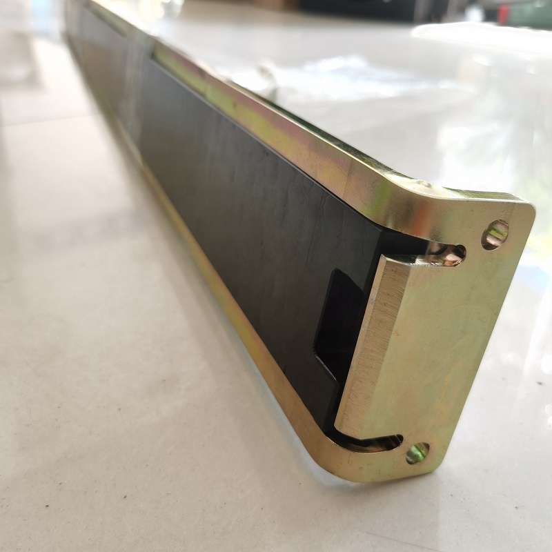 Spreader left slide plate j05746. 0100 for kalmar dcu 80-100 container reach stacker spare parts 5 Spreader Left Slide Plate J05746.0100 For Kalmar Dcu 80-100 Container Reach Stacker Spare Parts - Image 4